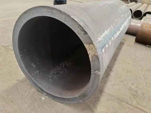 青山30CrMo大口径无缝钢管